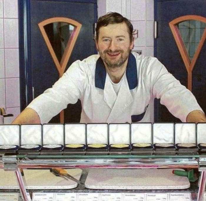 die ersten Medailien für Pfister Renovierung der Metzgerei Pfister in Burladingen 1994 durch Rudolf Pfister